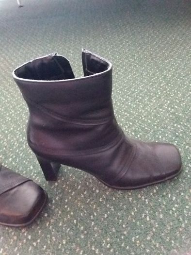 Ladies Black Ankle Boots