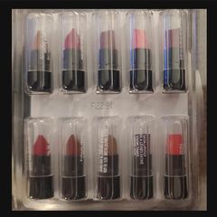 Mix of 3pcs AVON Small Lipsticks - all new/sealed