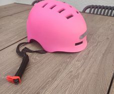 Bike/Scooter helmet with USB Light