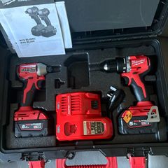 Milwaukee Twin Pack