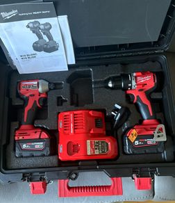 Milwaukee Twin Pack