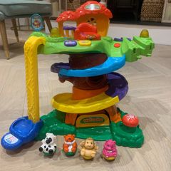 VTECH jungle play set