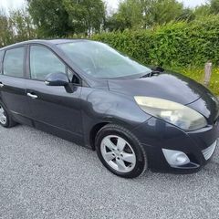 2011 Renault Grand Scenic