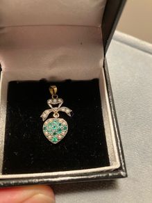 Edwardian Style bow pendant