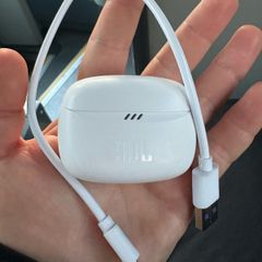 JBL Tune Buds 2
