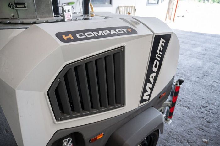 MacGen MacLite Compact LED Lighting Tower | Yanmar