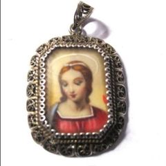 Renaissance Antique Filigree Madonna Pendant