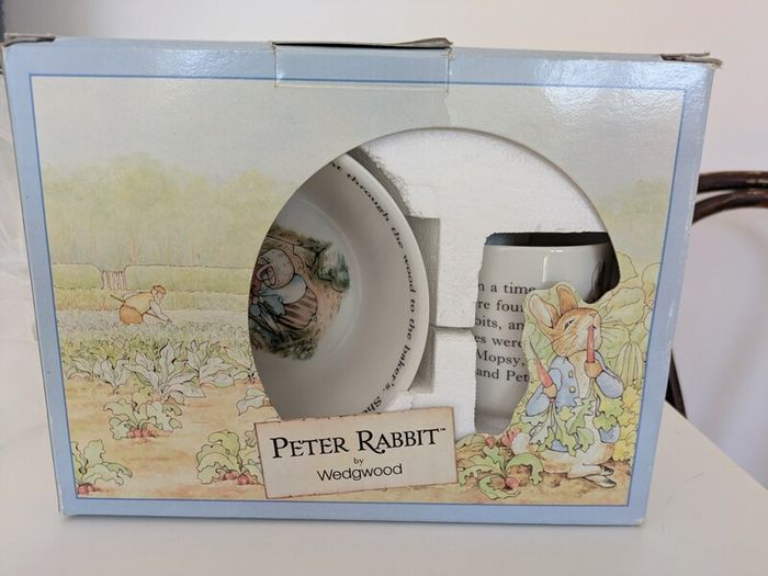 Peter Rabbit Wedgewood Toddler Feeding Set
