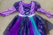 girls costume