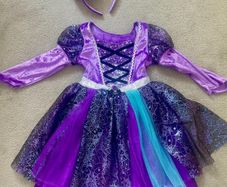 girls costume