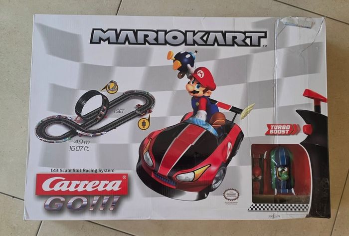 Mario Kart racing track set