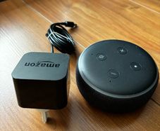 Amazons Alexa Echo Dot 3d Gen.