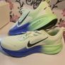 Nike Vomero 18 Mens Road Running Shoes Image 2