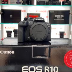 Canon Eos R10