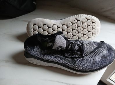 mens nike runners