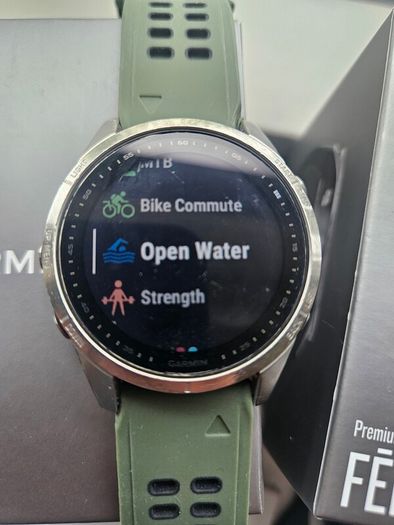 Garmin Fenix 7s with AMOLED Touchscreen and Warranty