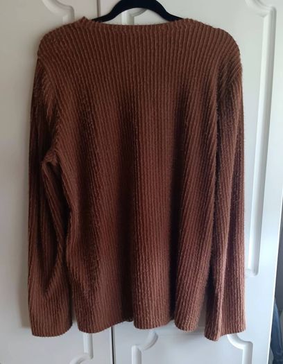 Emery Rose Textured Jumper