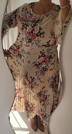 SHEIN floral pleated midi Sz L ( Fit 14-16UK)