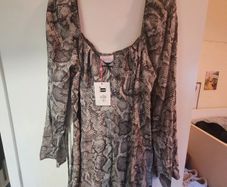 bnwt dress size xl