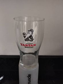 Vintage Youngers pint glasses