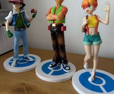 POKEMON figures