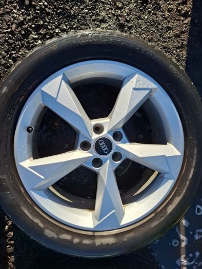 19" Genuine Audi Q3 S Line Alloys with tyres