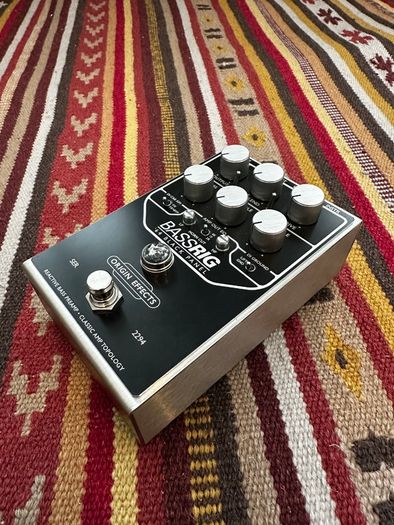 Origin Effects BASSRIG '64 Black Panel - Present - Black