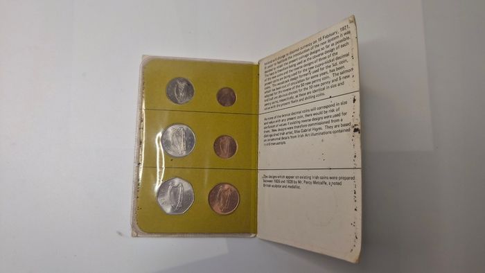 Official Ireland's Decimal Coins Set 1969 to 1971 Uncirculated