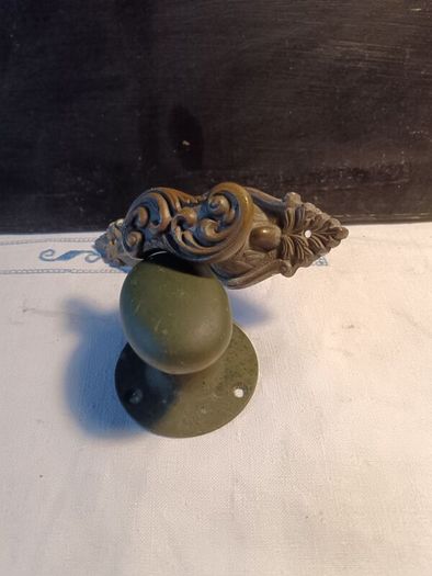 Victorian Double Door Handle