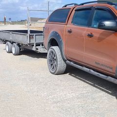 5x12 flat bed with side and ramps 2750 kg rated