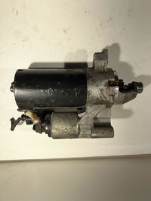 Audi A4 B8 A5 8T 2.0L TDI Starter Motor 03L911021 2009 A1l3b2