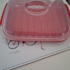 Microwave bacon cooker