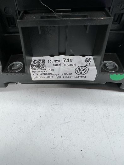 2015 Volkswagen Polo Instrument Cluster 6c0920740 A2l6b7s