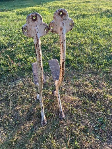 Victorian cast iron bench ends