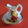 Winnie the Pooh miniature bath , bowl and jug Image 3