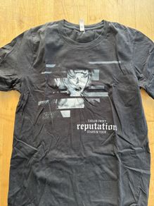 Official Taylor Swift Reputation T-Shirt, Black, Size M