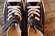 Girl shoes converse. All star