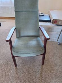 chair
