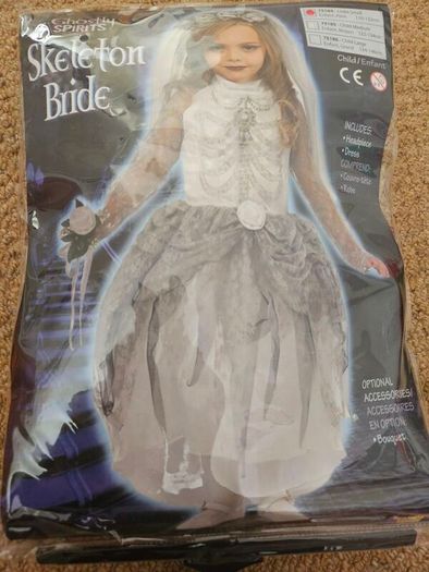 Costume