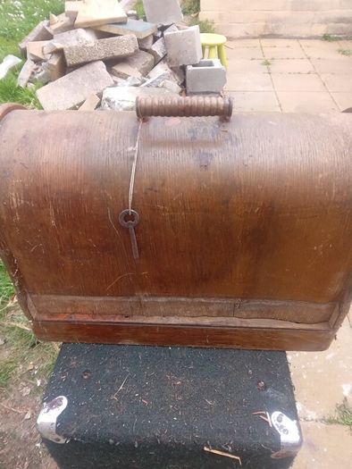 2sewing machines reduced