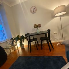 table & chairs