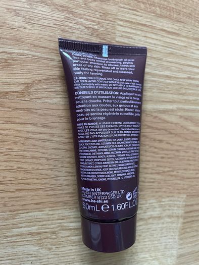 He Shi Exfoliating Bodywash