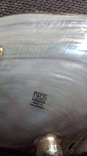 Twos company mother of pearl trinket  dishes x 2