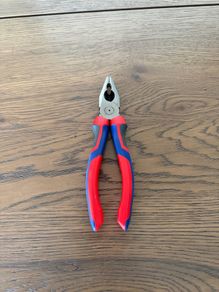 Knipex Pliers 03 02 180 New Grip