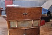 Antiques &amp; Collectables