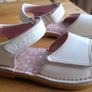 Great Girls White Kickers Sandals Size 13 Image 10
