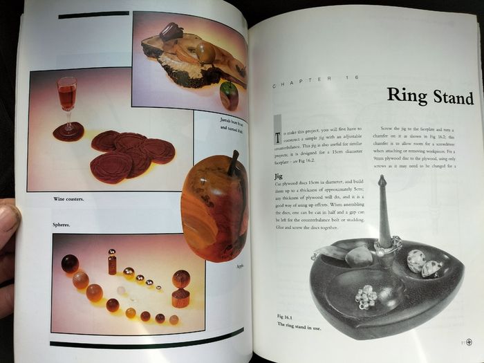 B00K_Multi-centre Woodturning