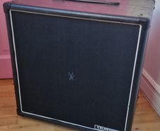 Harley Benton G112 Celestion V30 cab