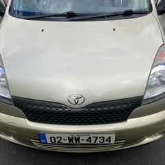 2002 Toyota Yaris