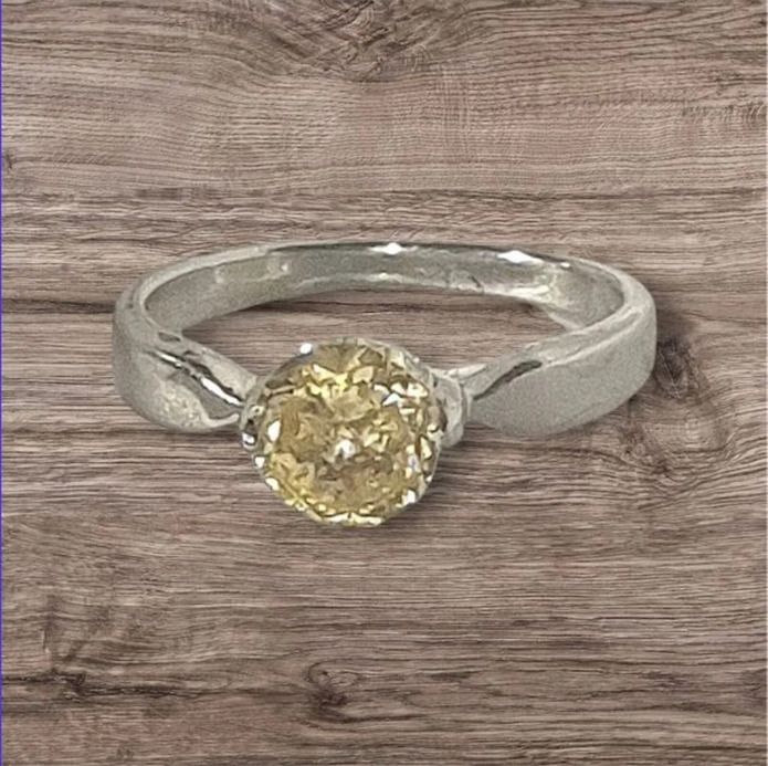 Vintage Champagne Sapphire Silver Solitaire